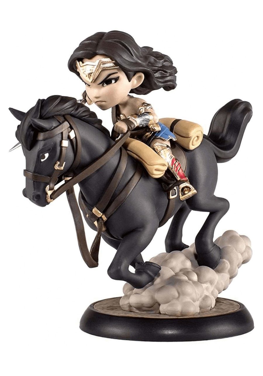 Wonder Woman Q-Fig Max Vinyl Figure