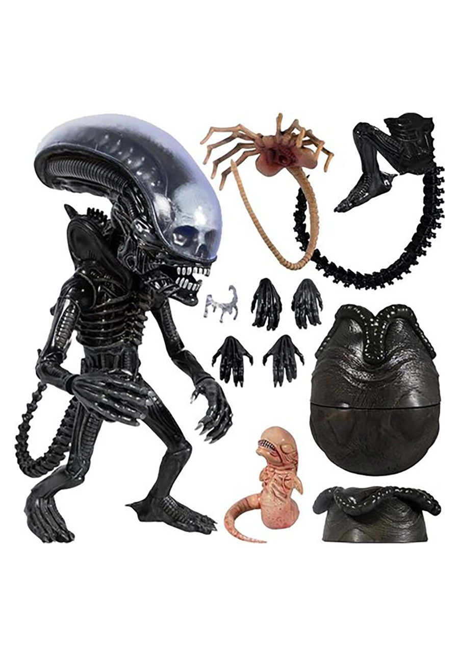 Mezco Designer Series Deluxe Alien Figure