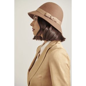 Alfreda 6 Cloche