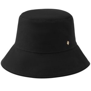 Ulla Bucket