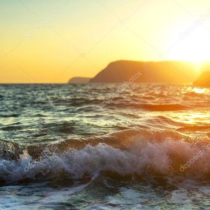 Sea landscape at sunset. Beautiful sunset sea